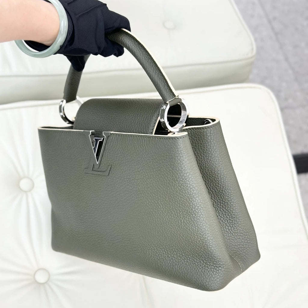 Louis Vuitton Capucines Green Silver Crossbody Top Handle Excellent