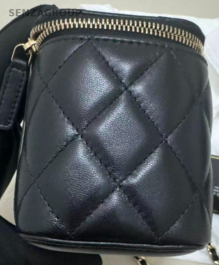 Chanel Lambskin Chain Shoulder Bag Crossbody Black Gold Used Women Classic