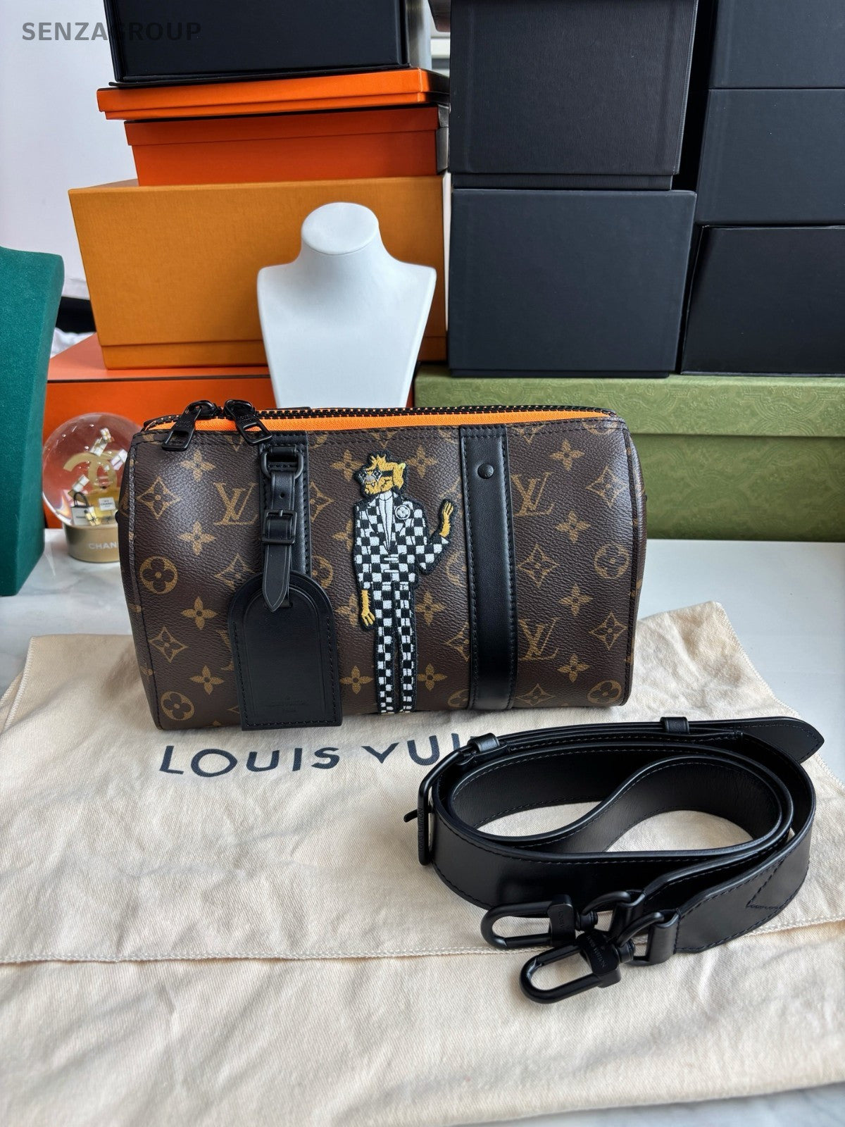 Louis Vuitton M45652 Friends City Keepall Monogram Black Crossbody bag