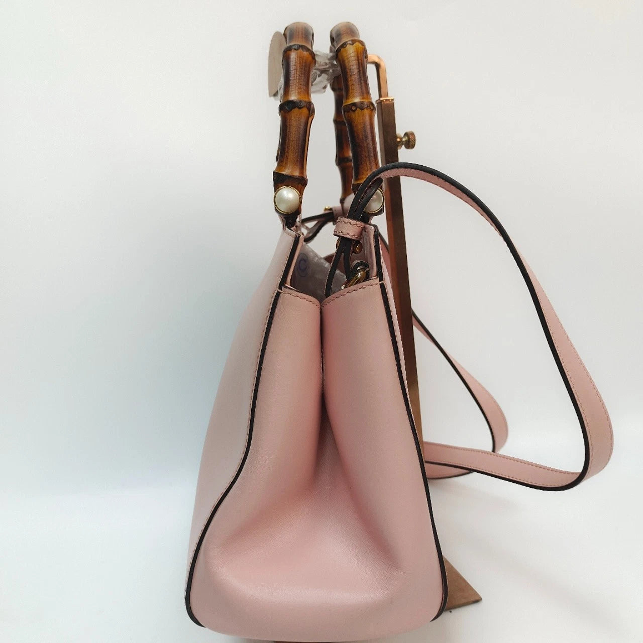 SJ0001 Gucci Nymphaea Pink Smooth Calfskin Bamboo Top Handle Bag XP02052