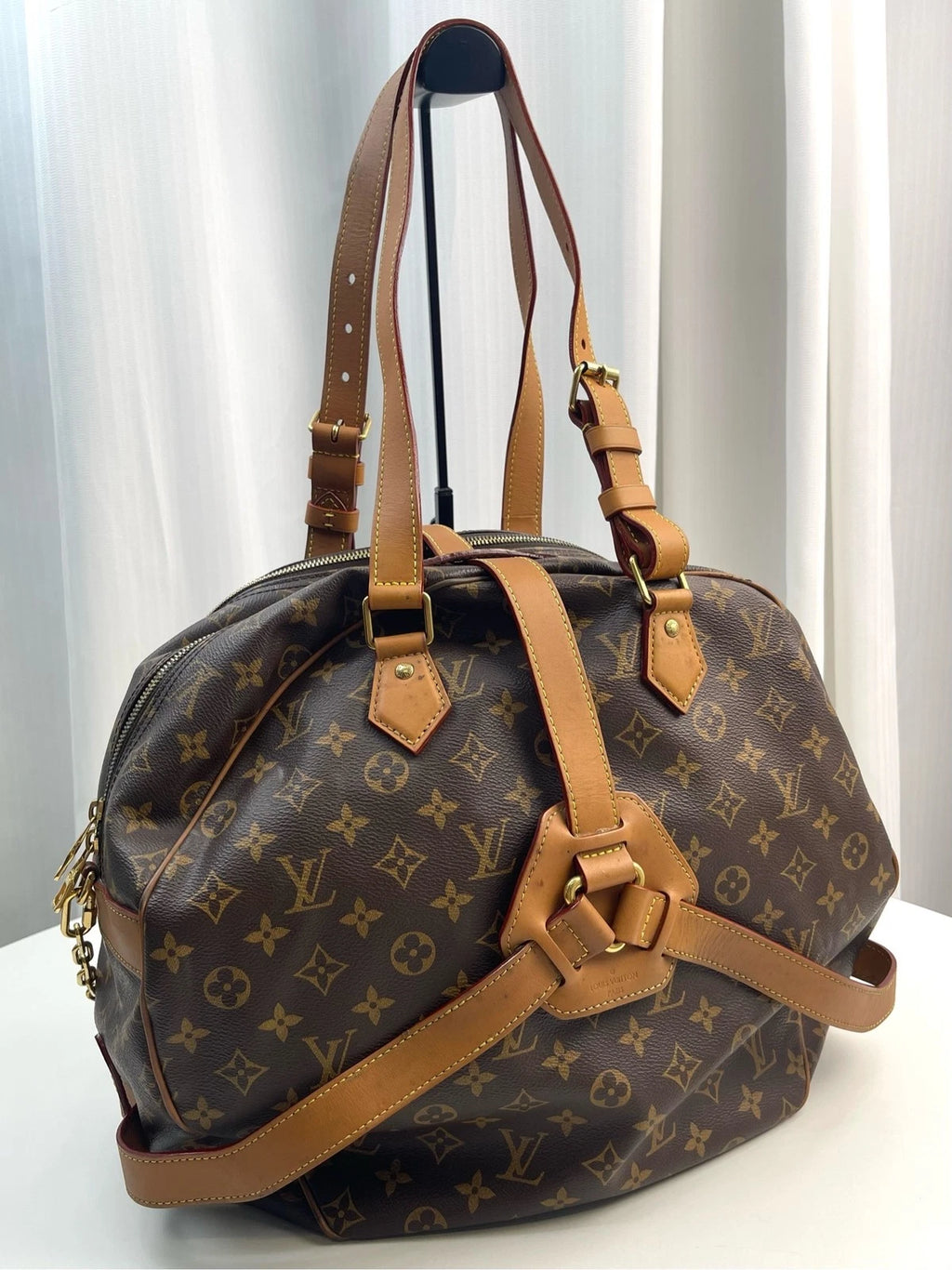 Louis Vuitton Runway Show Women's Shoulder Bag