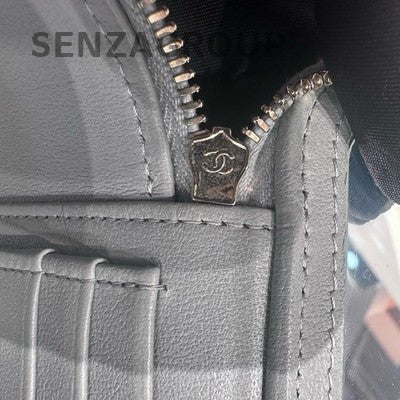 Chanel Grey Gold Calfskin Chain Shoulder Crossbody Bag Quilted Pattern