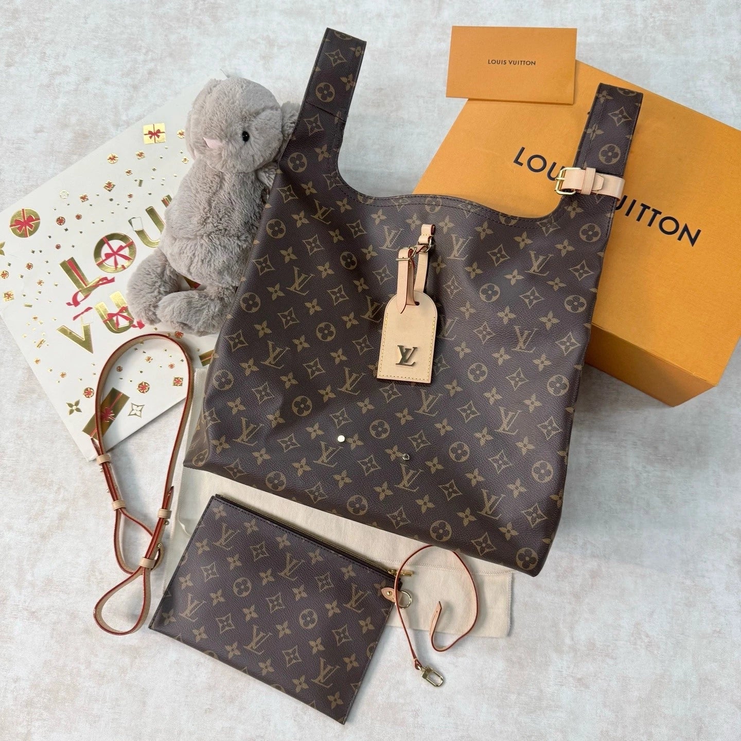 New Louis Vuitton Canvas Atlantis GM Large Bucket Bag For Women