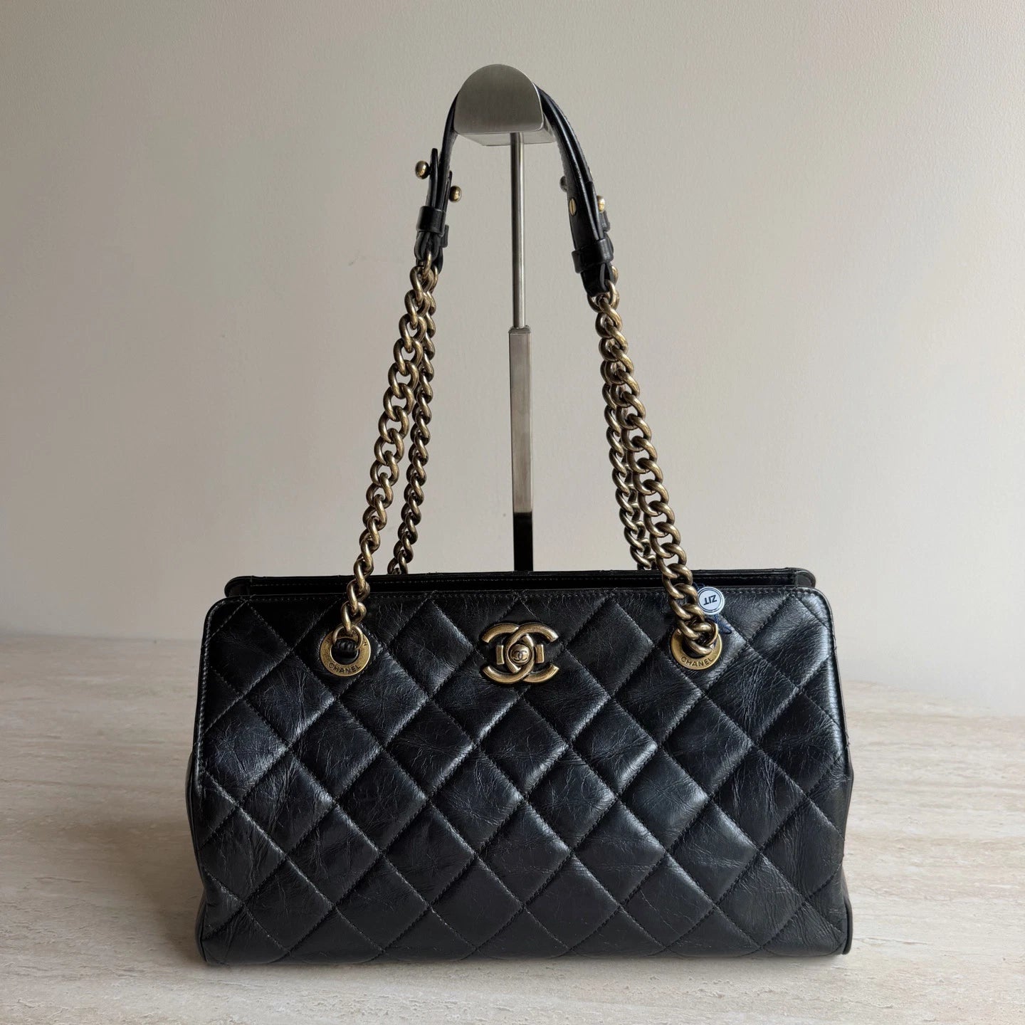 Chanel Diamond Tote Gold Hardware Chain Shoulder Bag in Black Leather