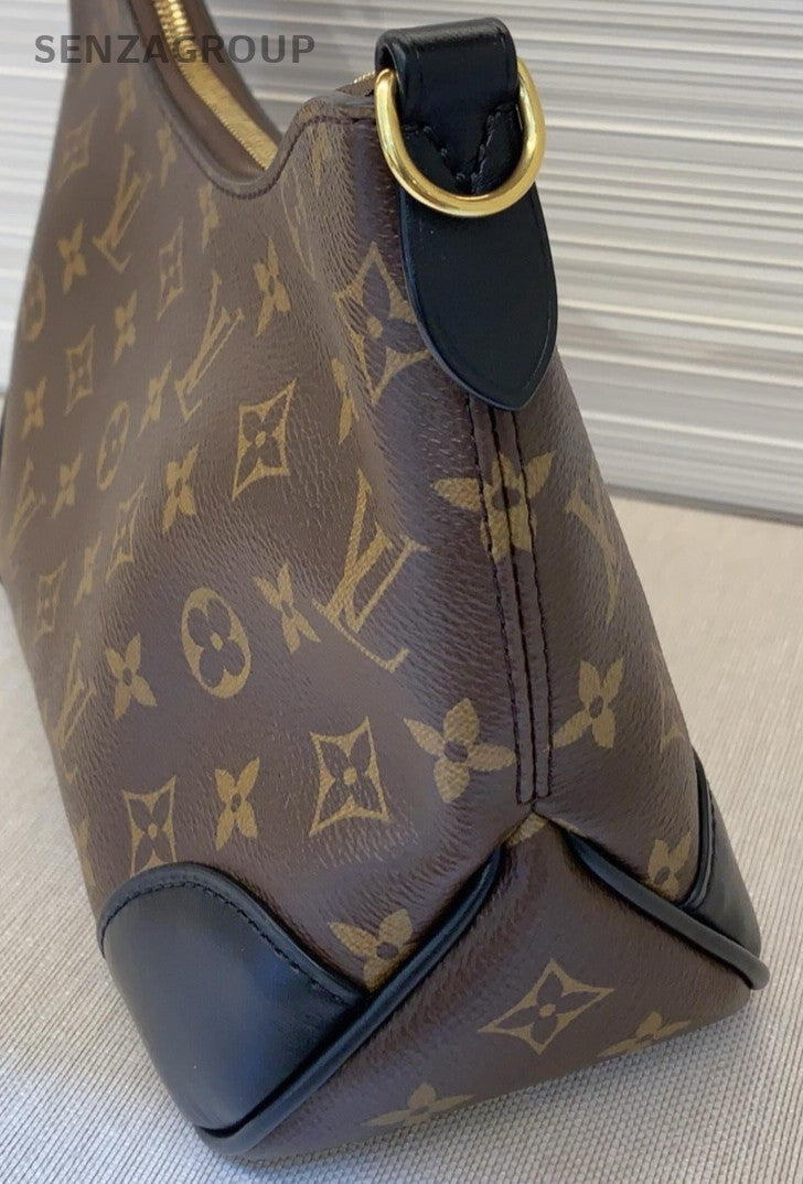 Louis Vuitton Monogram Chain Shoulder Bag Crossbody Brown Gold Women Classic