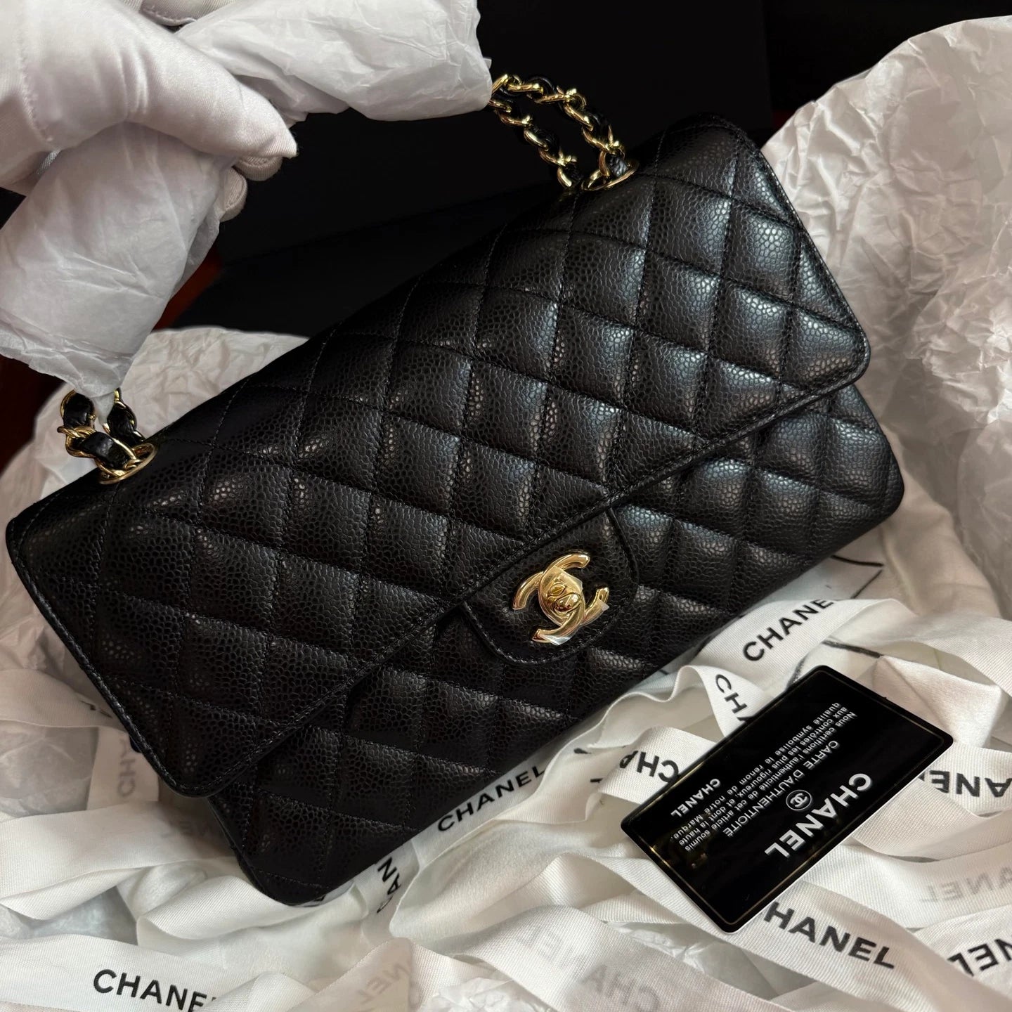 New Chanel Classic Flap MM Calfskin Chain Black Shoulder Bag Crossbody GHW