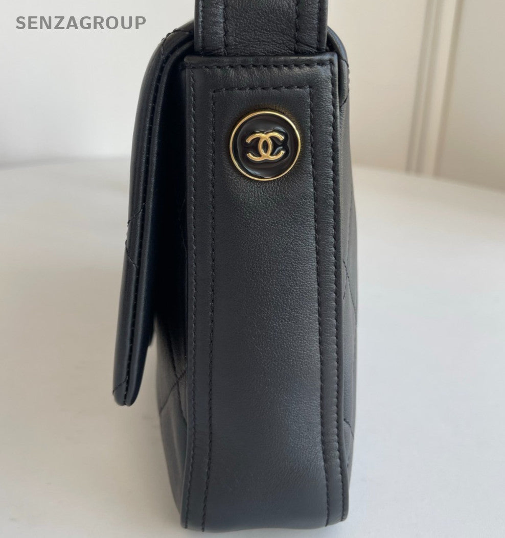 Chanel 21K Chain Diamond Crossbody Shoulder Bag Black Gold Unisex Adults Classic