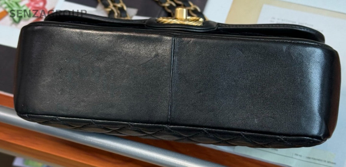 Chanel Classic Flap Lambskin Chain Shoulder Bag Black Gold Women Vintage