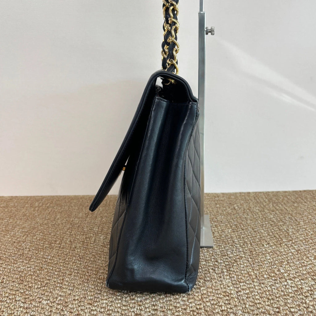 Chanel Diamond Lambskin Chain Shoulder Bag Black Gold Used Women Classic