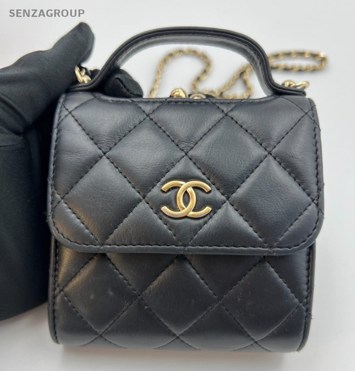 Chanel Diamond Mini Calfskin Chain Shoulder Crossbody Black Gold Women Classic