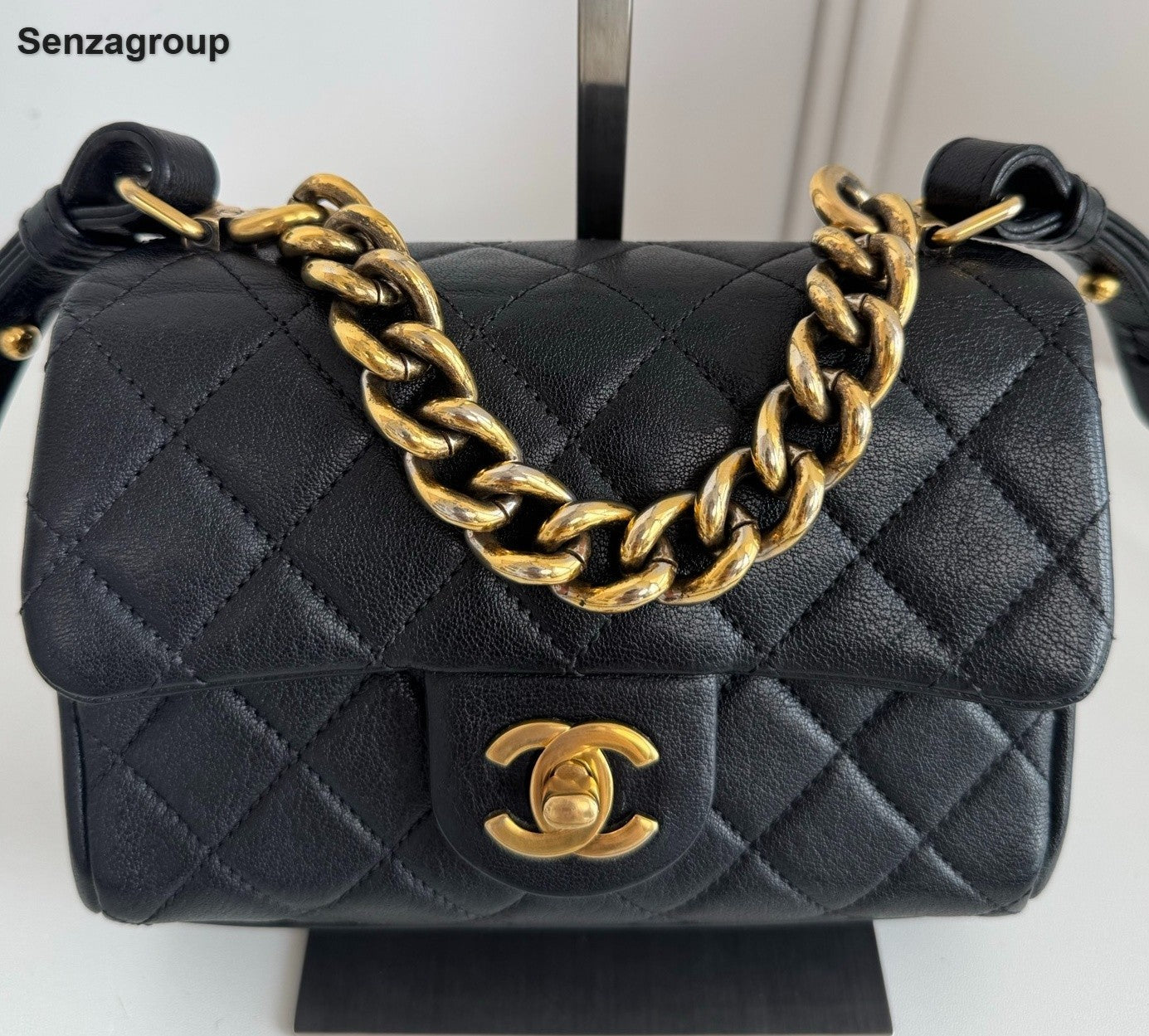 Chanel Diamond Mini Chain Top Handle Crossbody Black Gold Women Classic Fashion