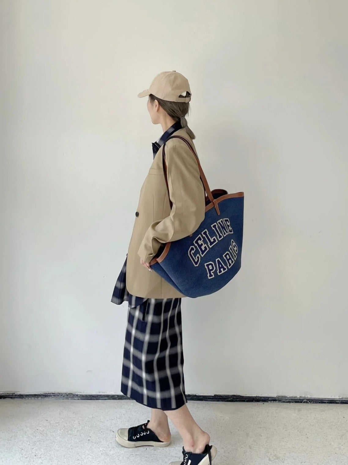 CELINE Couffin Denim Logo tote Shoulder bag Almost Brand NEW Women