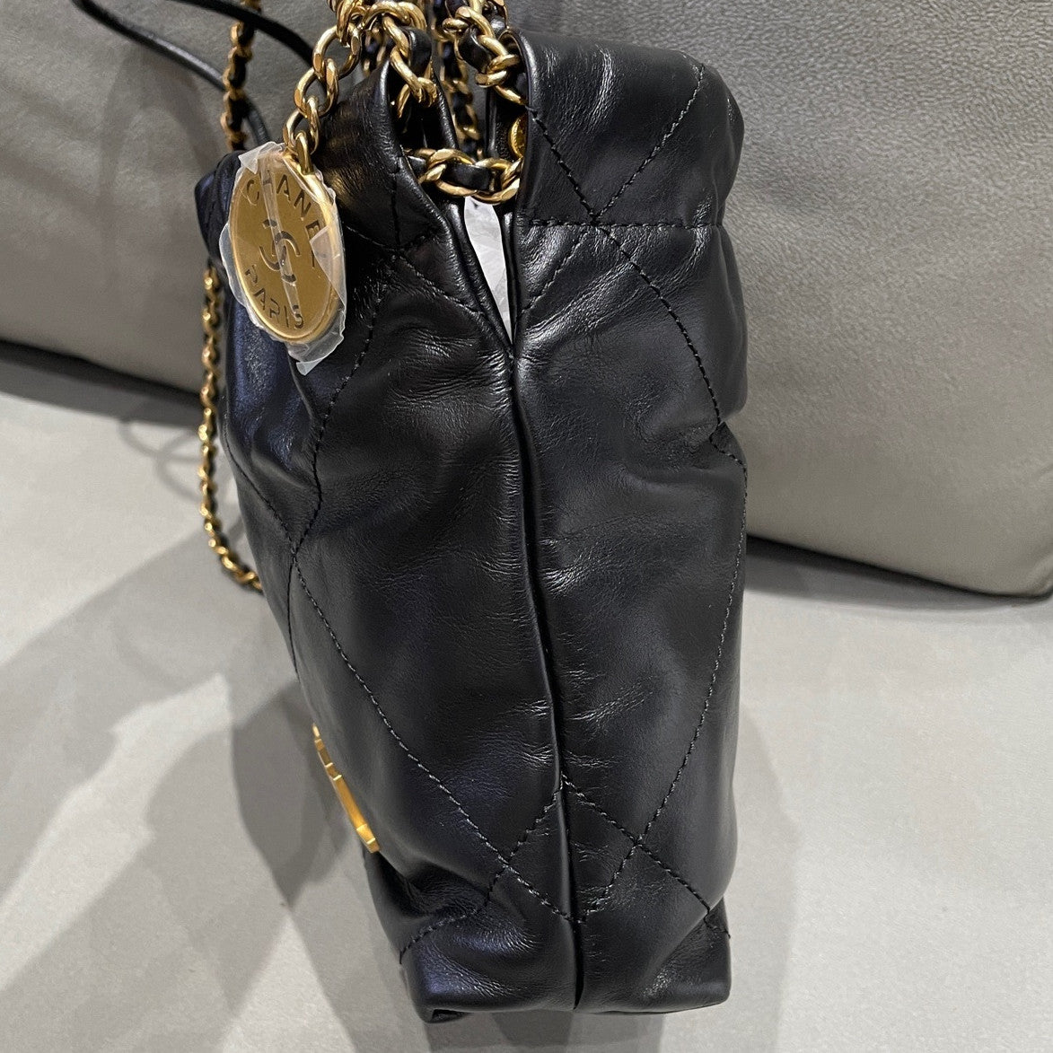 Chanel 22 Bag Mini Black Gold Quilted Chain Shoulder Bag Classic Fashion