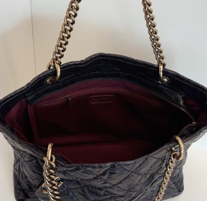 Chanel Diamond Tote Calfskin Chain Shoulder Bag Black Gold Women Classic