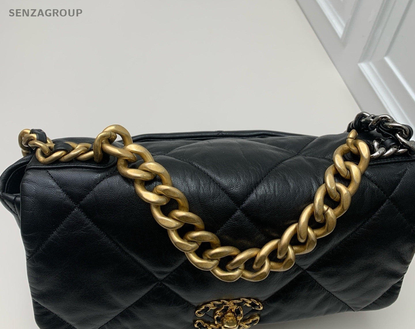 Chanel Diamond GM Chain Top Handle Bag Crossbody Black Gold Women Classic