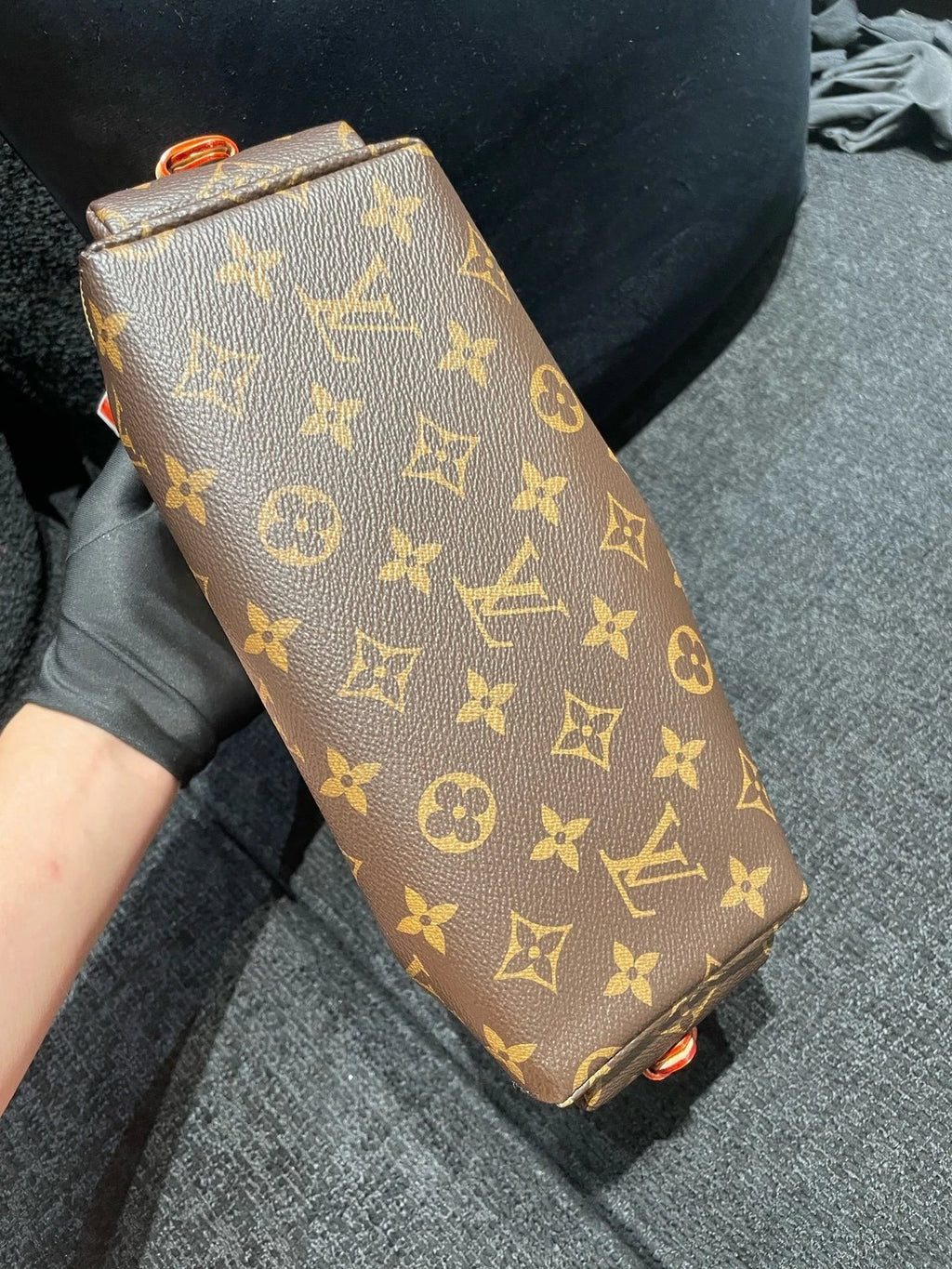 New Louis Vuitton Odyssey Small Epi Leather Bucket Bag For Women