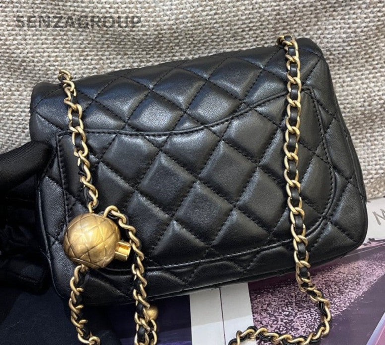 Chanel Classic Flap Lambskin Chain Shoulder Bag Crossbody Black Gold Women