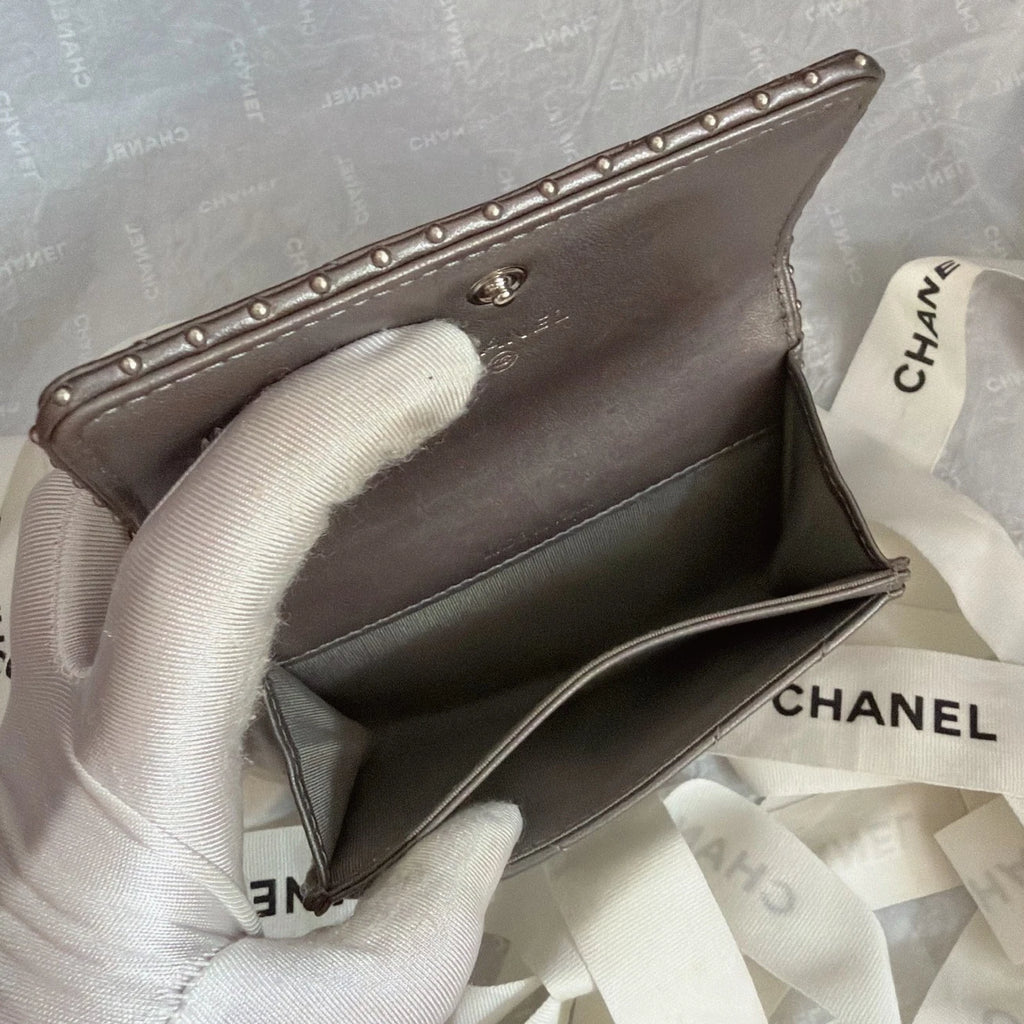 Excellent Chanel Short Wallet Grey Card Holder Silver Hardware