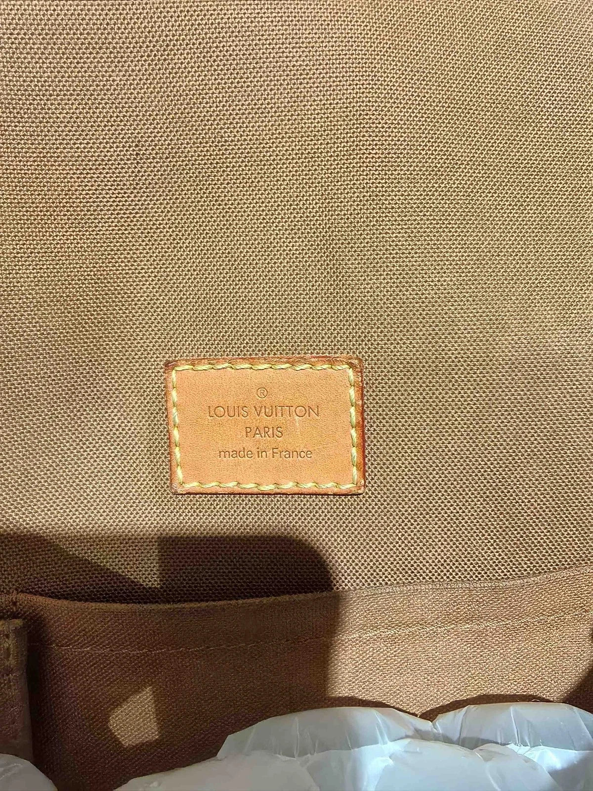 Authentic Louis Vuitton Pre-owned Canvas Shoulder Bag Women