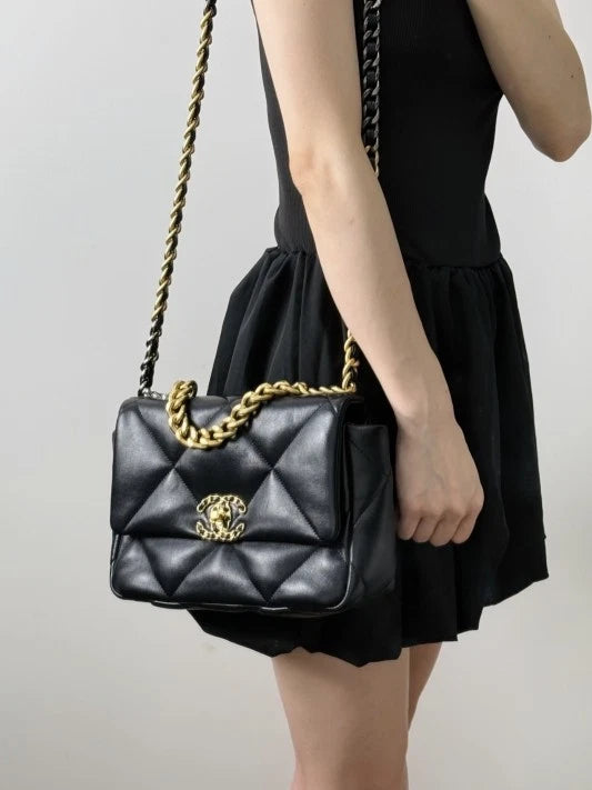 CHANEL19Bag Small Black Lambskin Shoulder Crossbody For Women