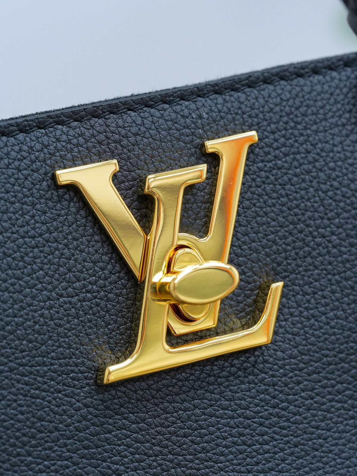 Louis Vuitton LOCK & GO  tote 2WAY Calfskin  Shoulder bag Women  M22311