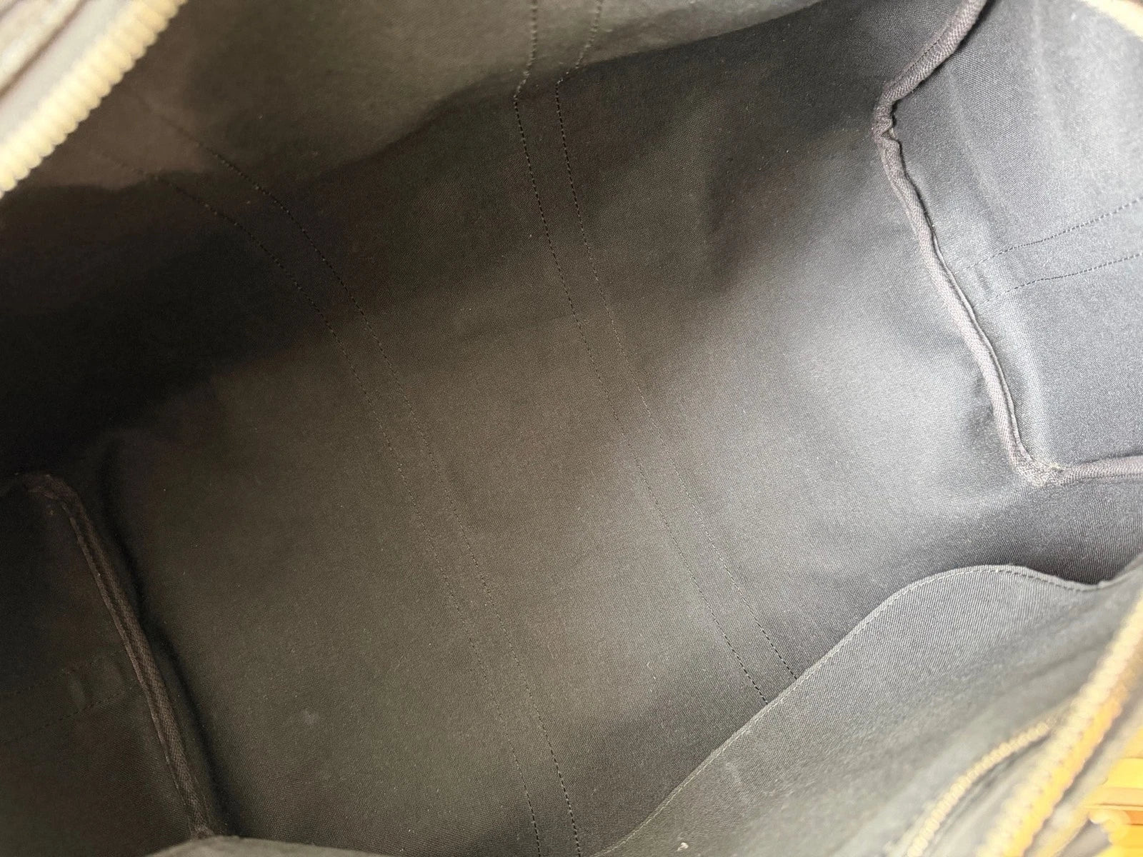 Louis Vuitton Keepall Black Shoulder Bag Excellent