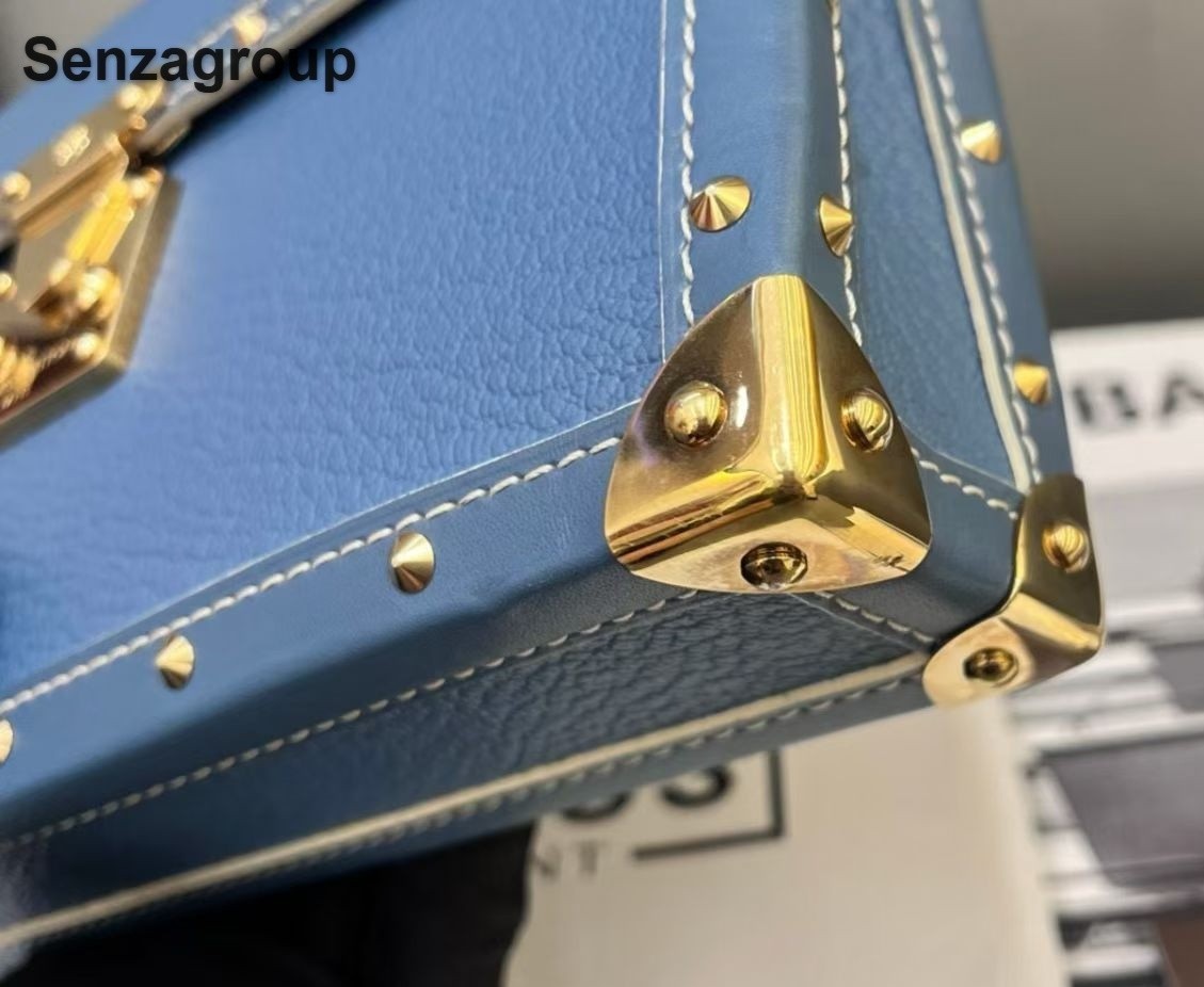 Louis Vuitton Suhali PM Lambskin Shoulder Bag Blue Gold Used Women Classic