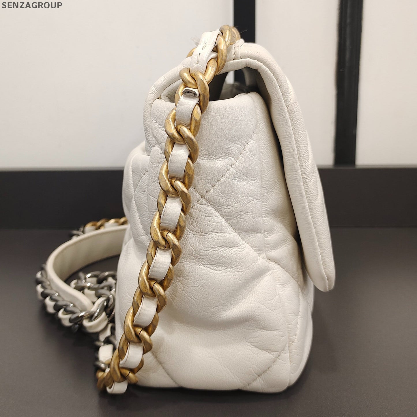 Chanel 19 Bag Quilted Lambskin Chain Shoulder Bag White Gold Women