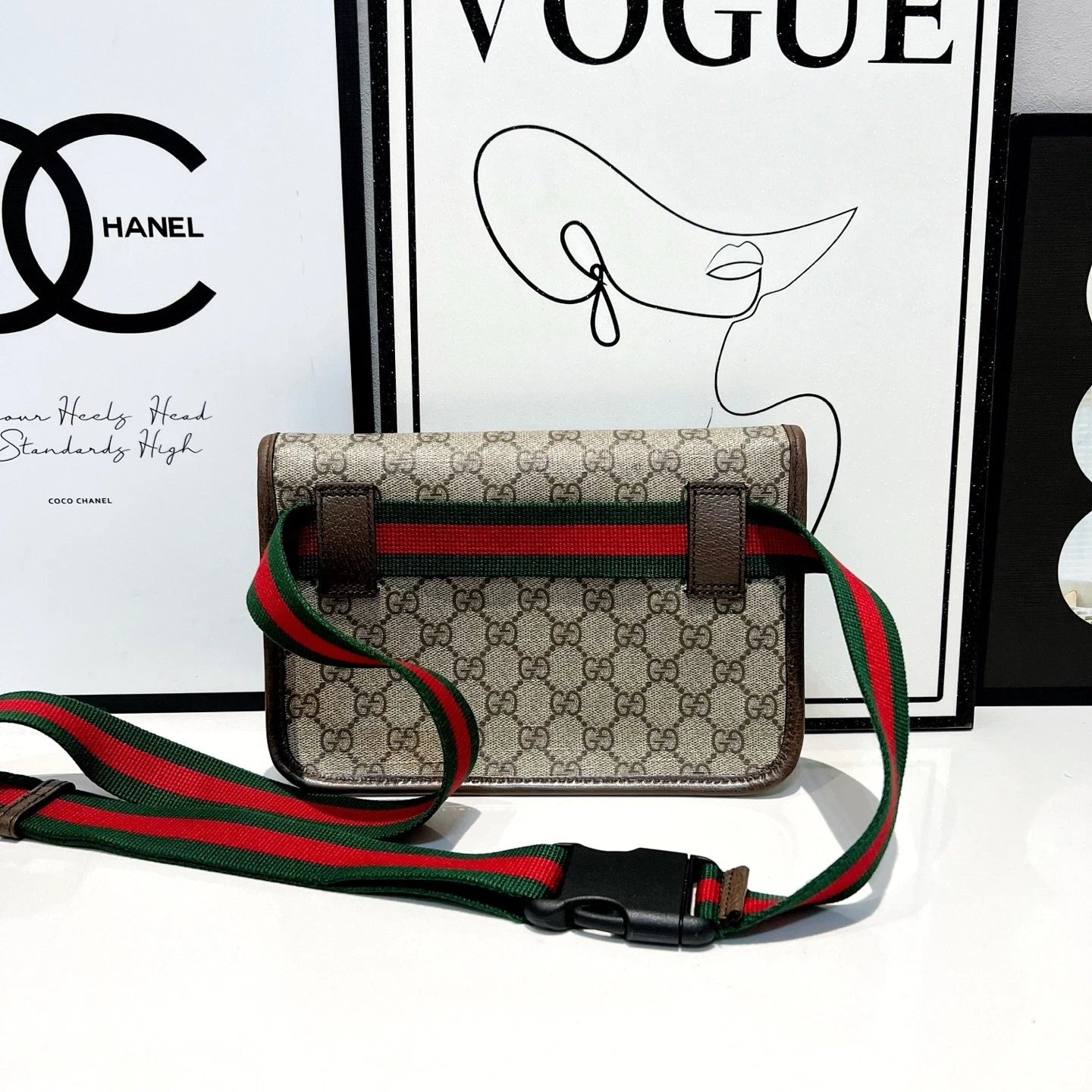 Gucci Beige GG Supreme Canvas Brown Trim Crossbody Women