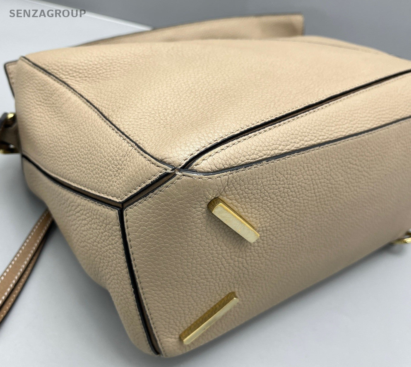 LOEWE Puzzle MM Shoulder Crossbody Bag Sand Women