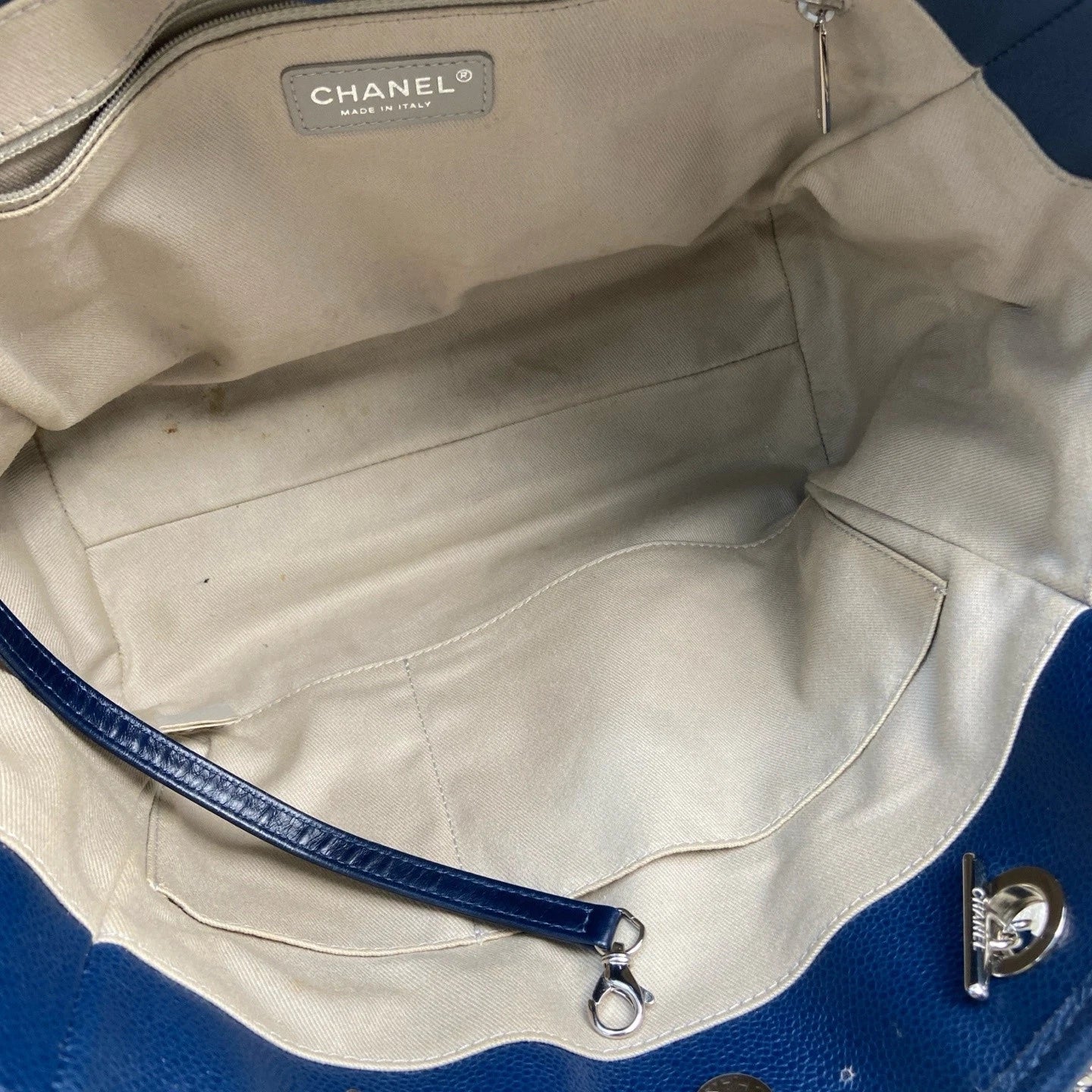 CHANEL Blue Beach Tote Bag For Women