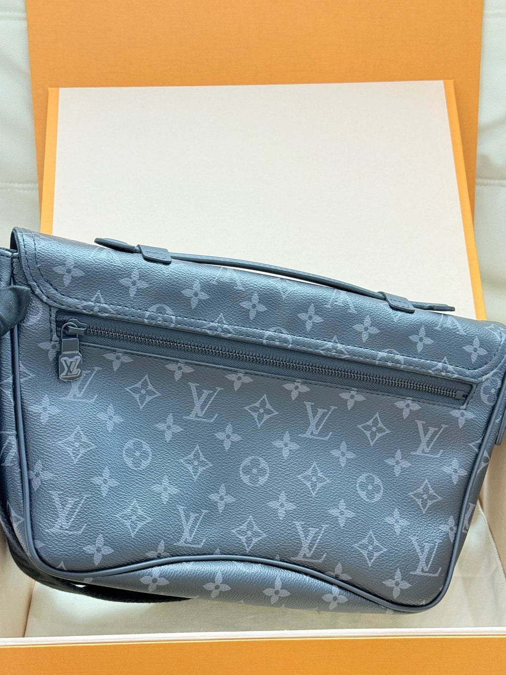 Louis Vuitton S-CAPE Black Monogram Camera Messenger Bag For Women