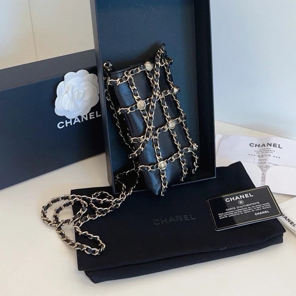 Excellent Chanel Chain 2WAYS Shoulder Crossbody Bag Black Gold Hardware