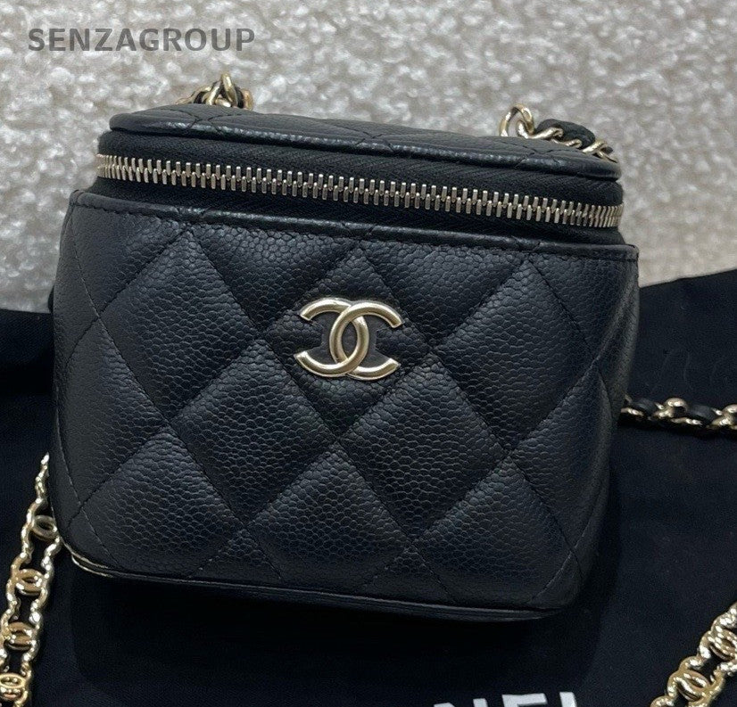 Chanel Calfskin Chain Shoulder Bag Crossbody Black Gold Used Women Classic
