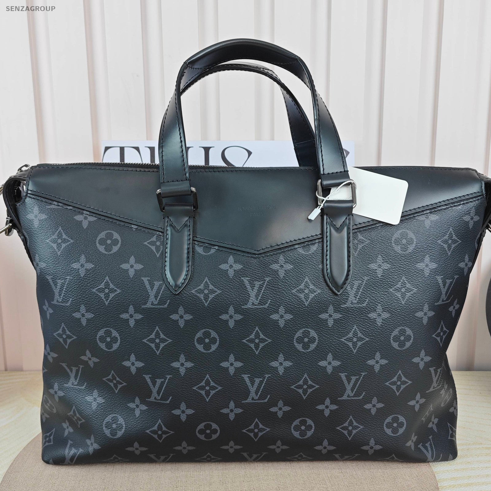 Louis Vuitton Explorer Monogram Briefcase Hand Shoulder Bag Unisex Classic