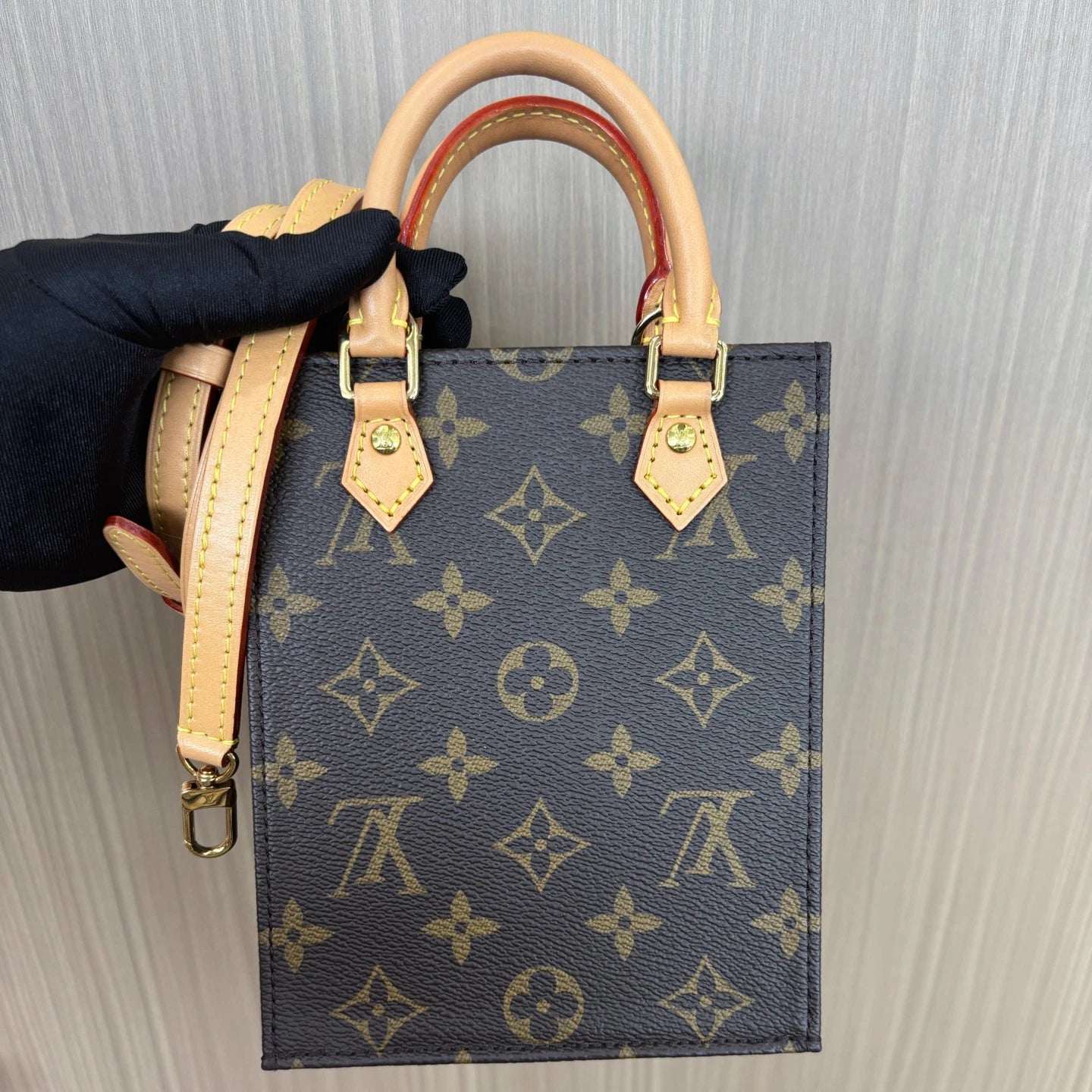 Excellent Louis Vuitton Petit Sac Plat Mini Monogram Canvas Tote Handbag