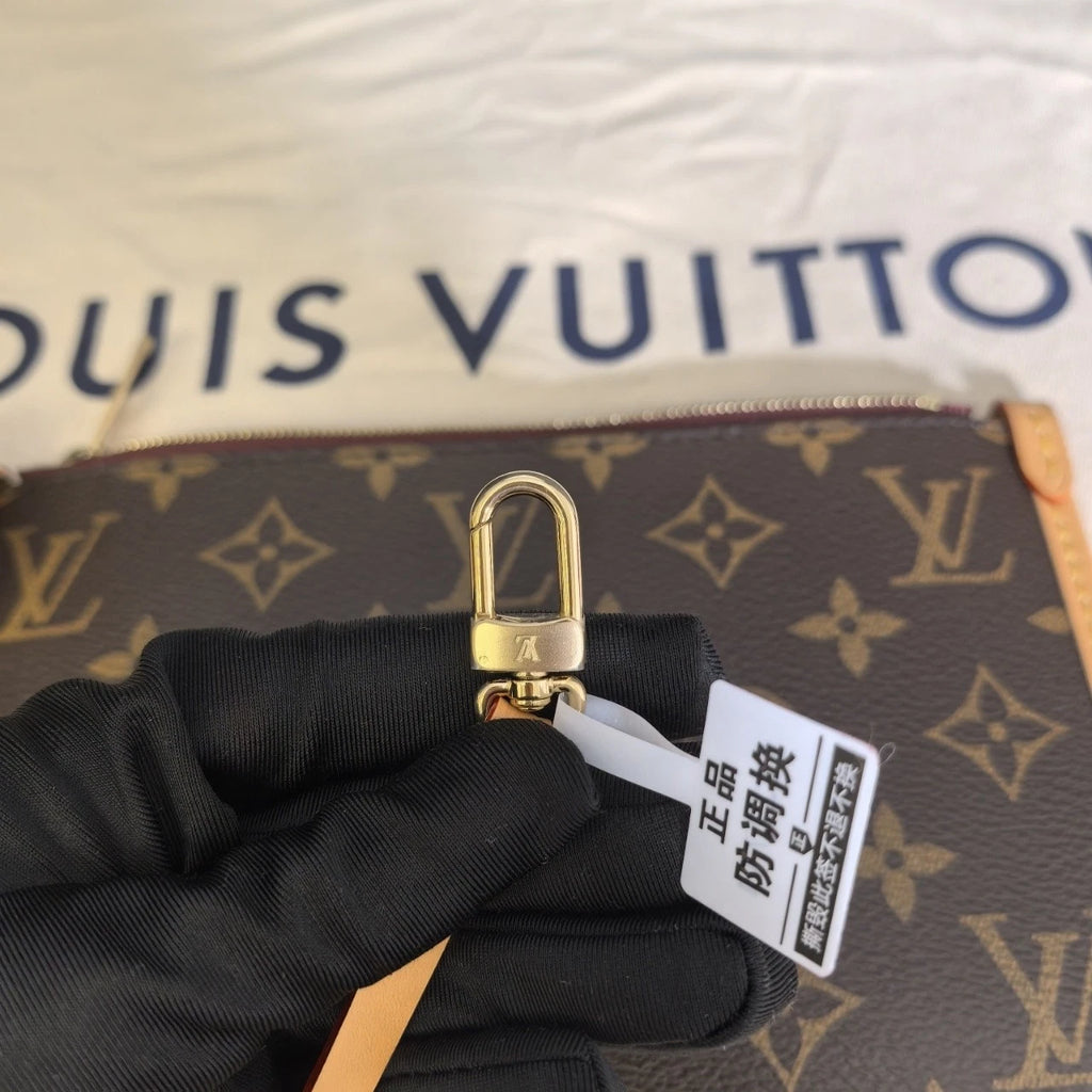 Louis Vuitton Carryall Canvas Shoulder Bag Tote Bag Excellent