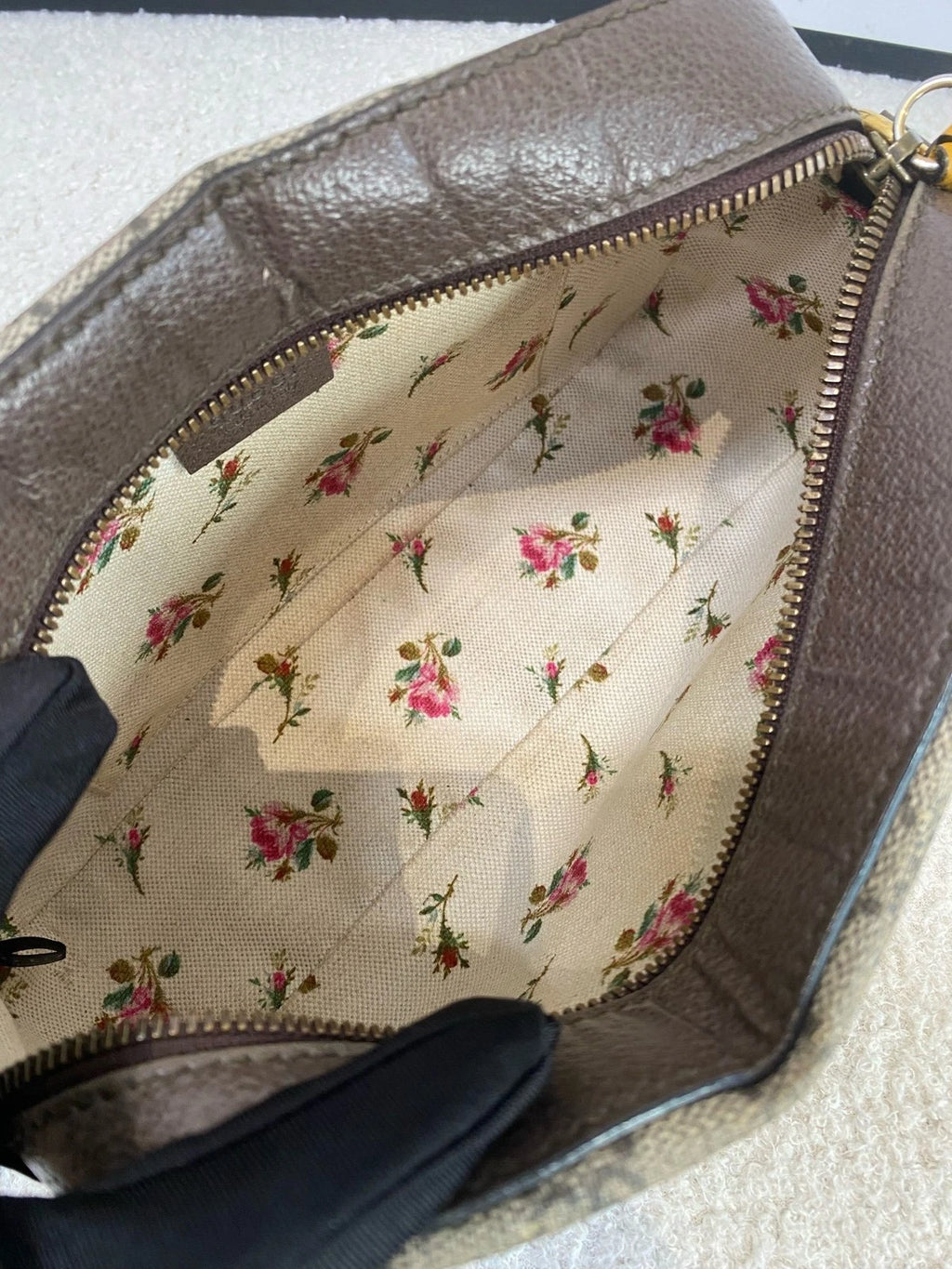 Gucci Retro Striped Trim GG Supreme Canvas Handbag For Women