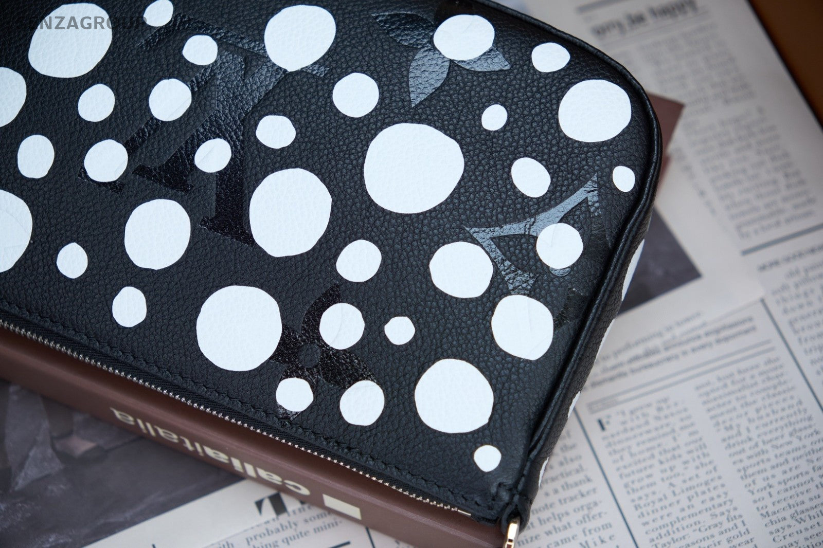 Louis Vuitton x Yayoi Kusama Shoudler Crossbody Bag  Multicolor Women
