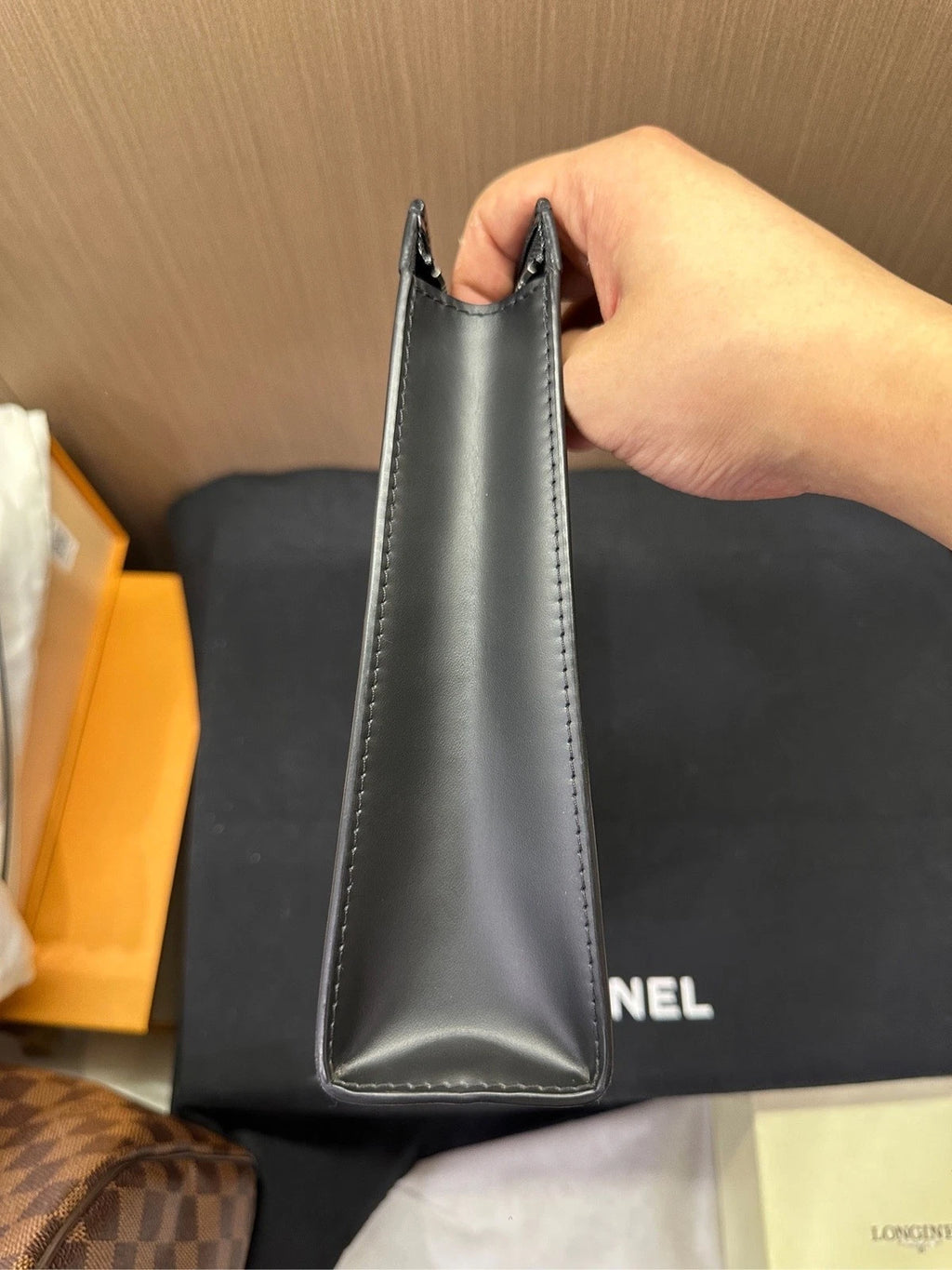 Louis Vuitton Black Epi Clutch Voyage For Women