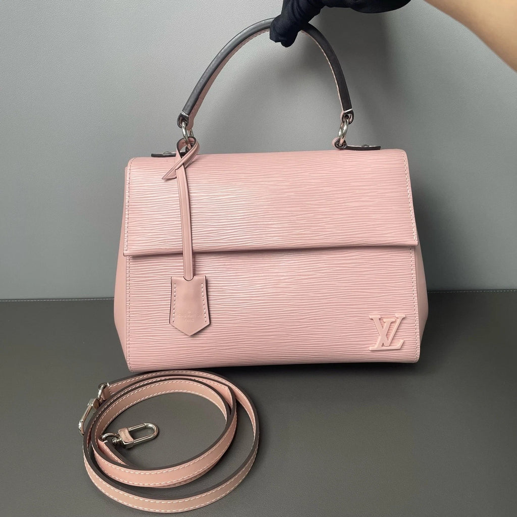 Louis Vuitton Cluny Epi Pink Crossbody Handbag Excellent