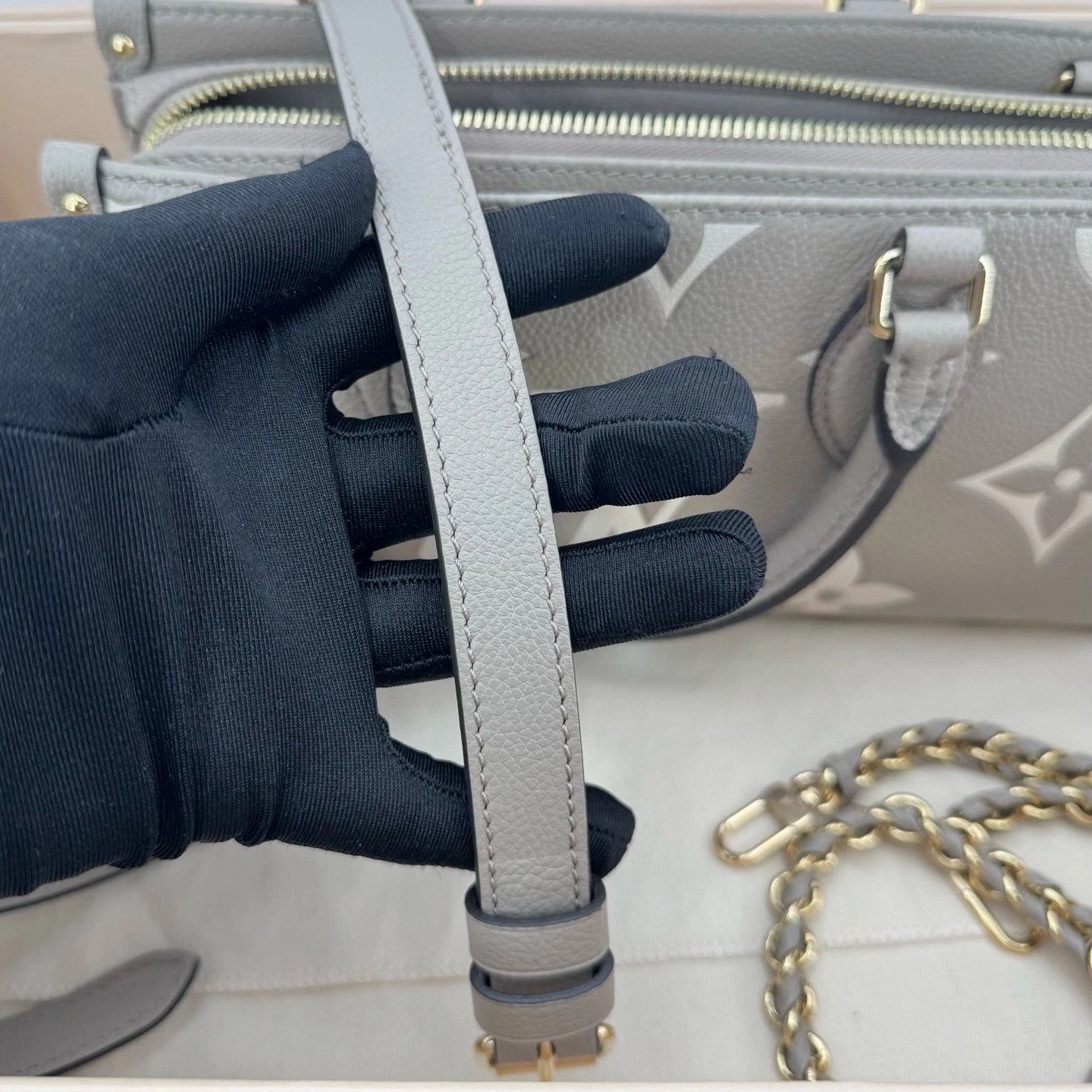 Louis Vuitton Leather Horizontal OnTheGo Tote Bag Elephant Gray For Women
