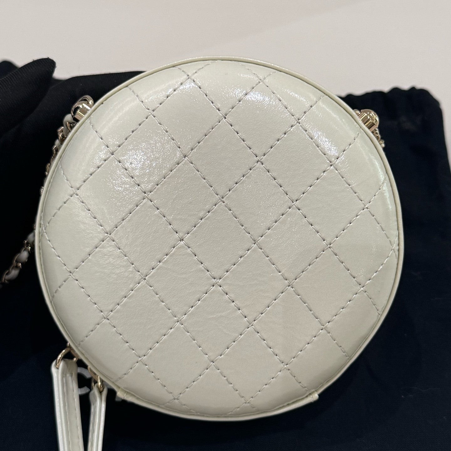 Chanel White Quilted Hard Round Bag Gold Chain Crossbody Classic