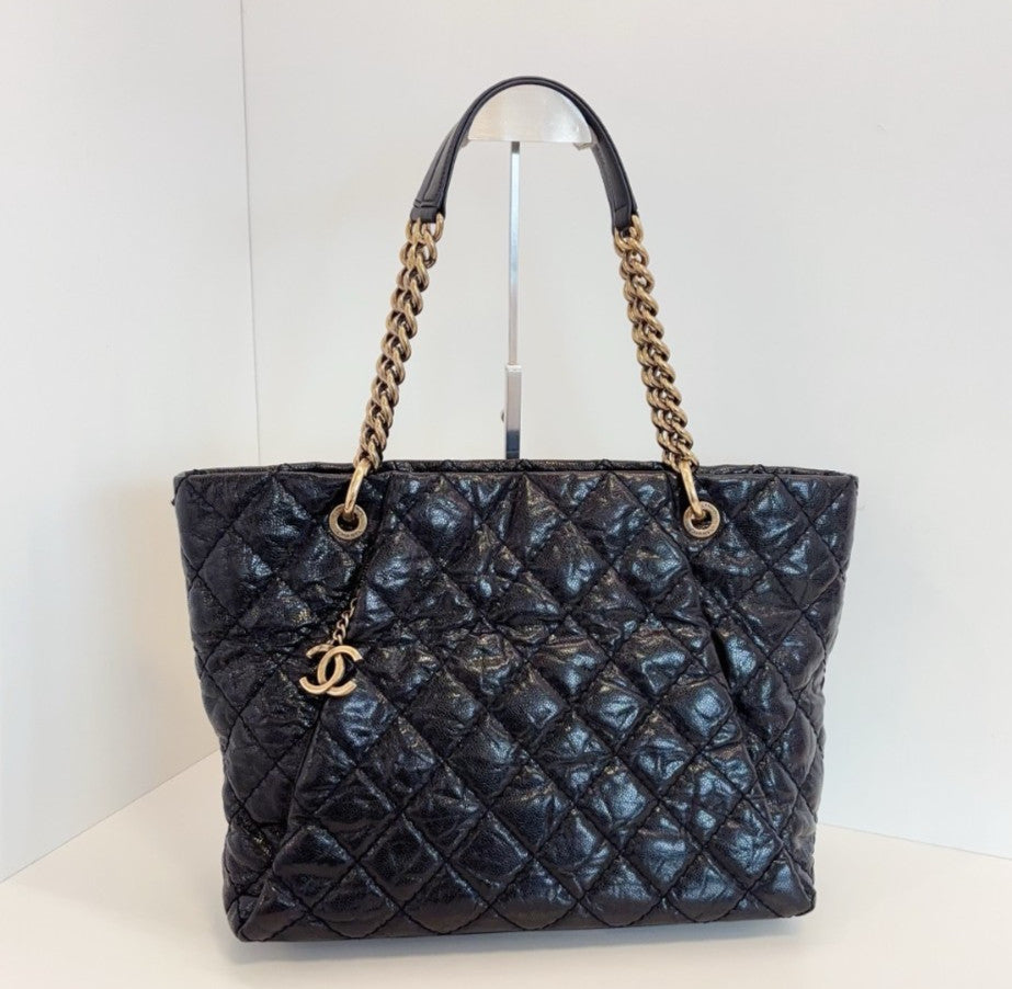 Chanel Diamond Tote Calfskin Chain Shoulder Bag Black Gold Women Classic