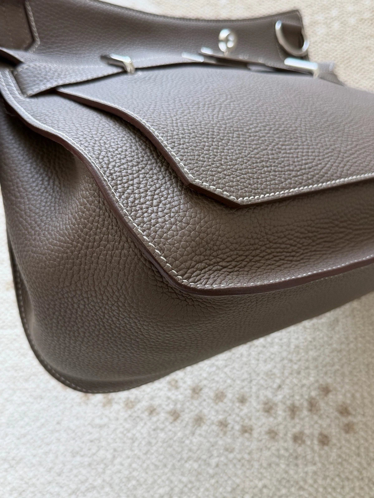 Hermes Jypsiere34 TC Leather Shoulder Bag Gray Silver Unisex Adults