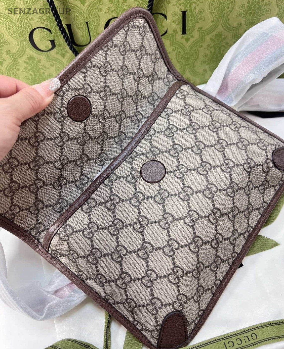 Gucci GG Supreme Waist Bag Shoulder Crossbody Bag Brown Brand New