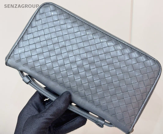 Bottega Veneta Intrecciato Long zip Clutch Wallet Black