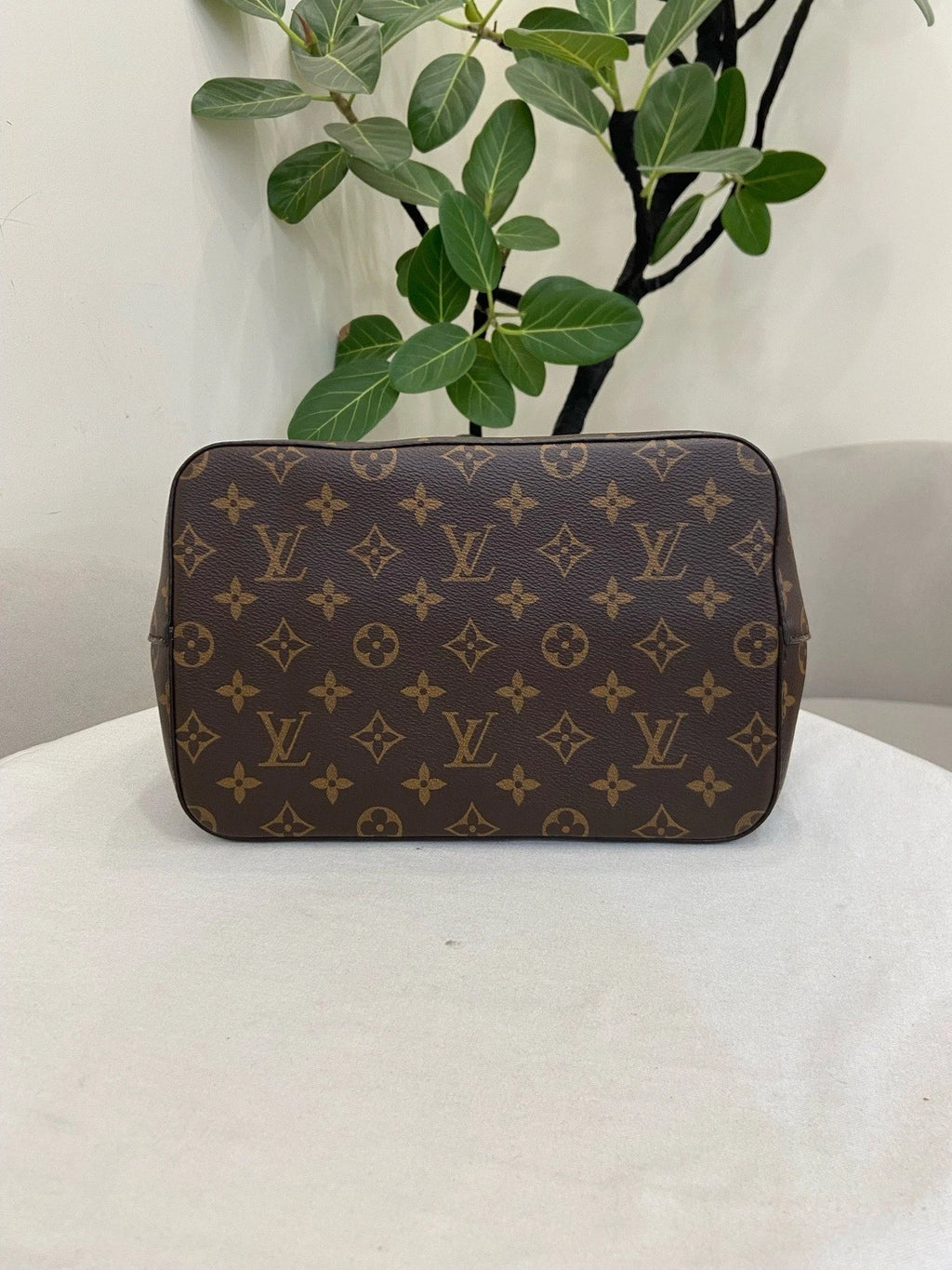 Louis Vuitton Noe Monogram Bucket Shoulder Crossbody Brown Pink Gold Women