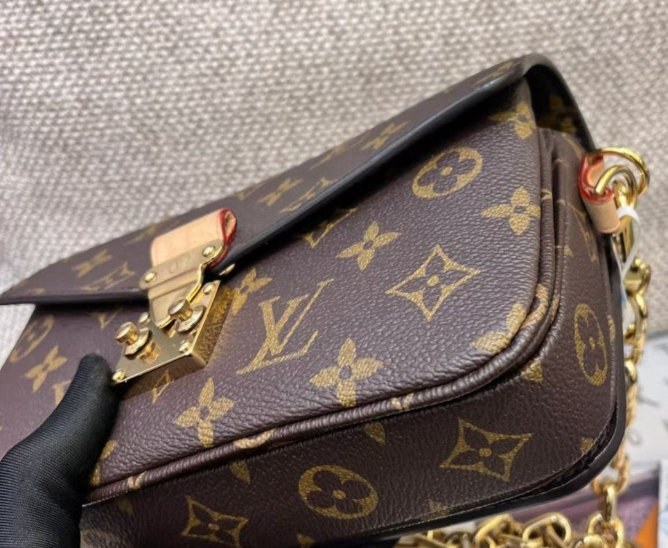 Louis Vuitton Metis East West Monogram Chain Shoulder Bag Crossbody Brown Women