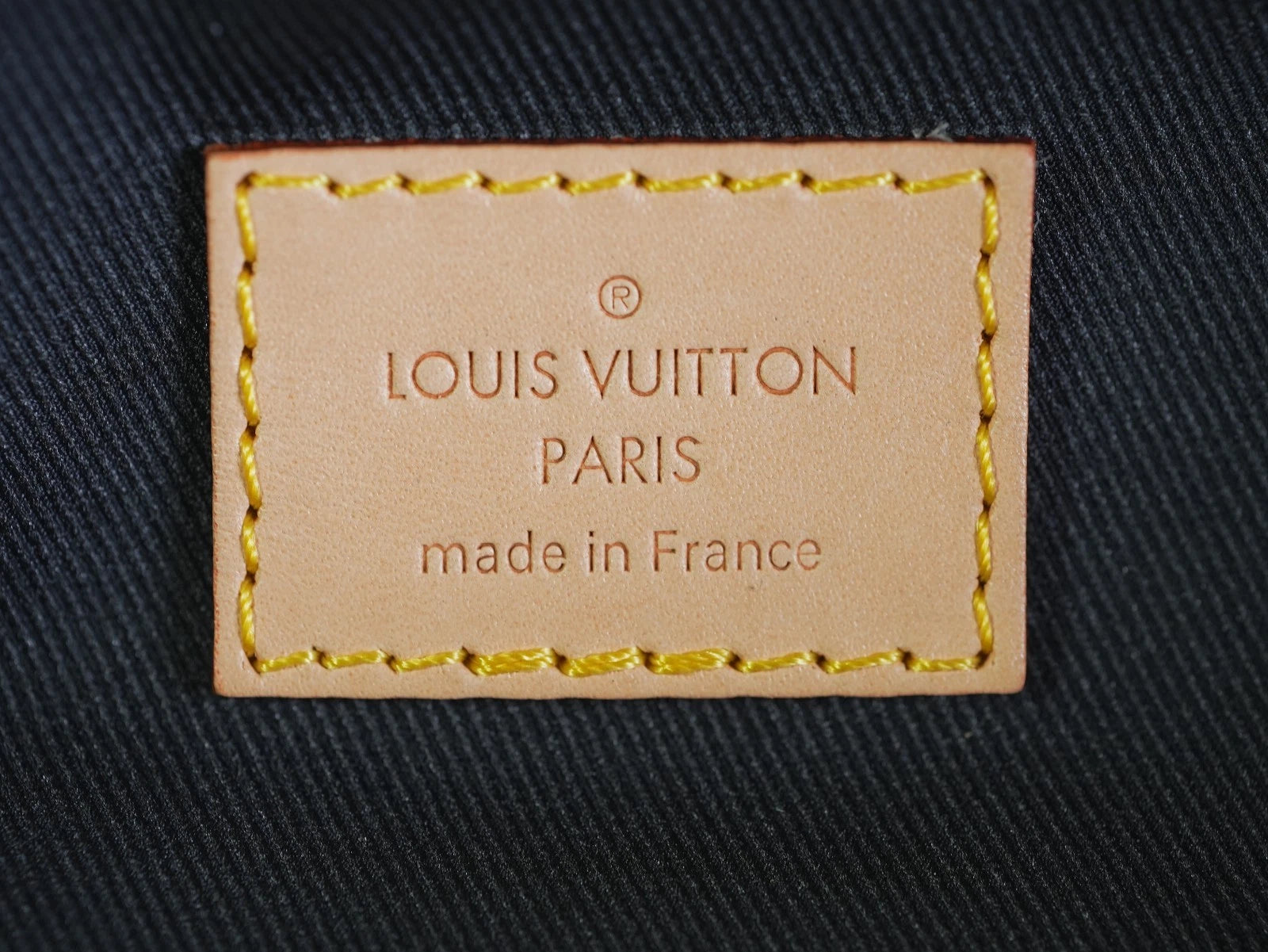 Louis Vuitton Bumbag Monogram Canvas Crossbody Excellent